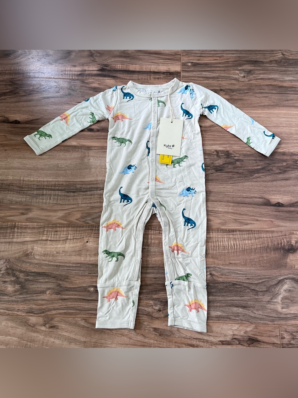 NWT Kyte Baby ecru roar snap romper